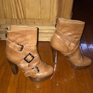 Guess Brown Leather 4”heel boot.